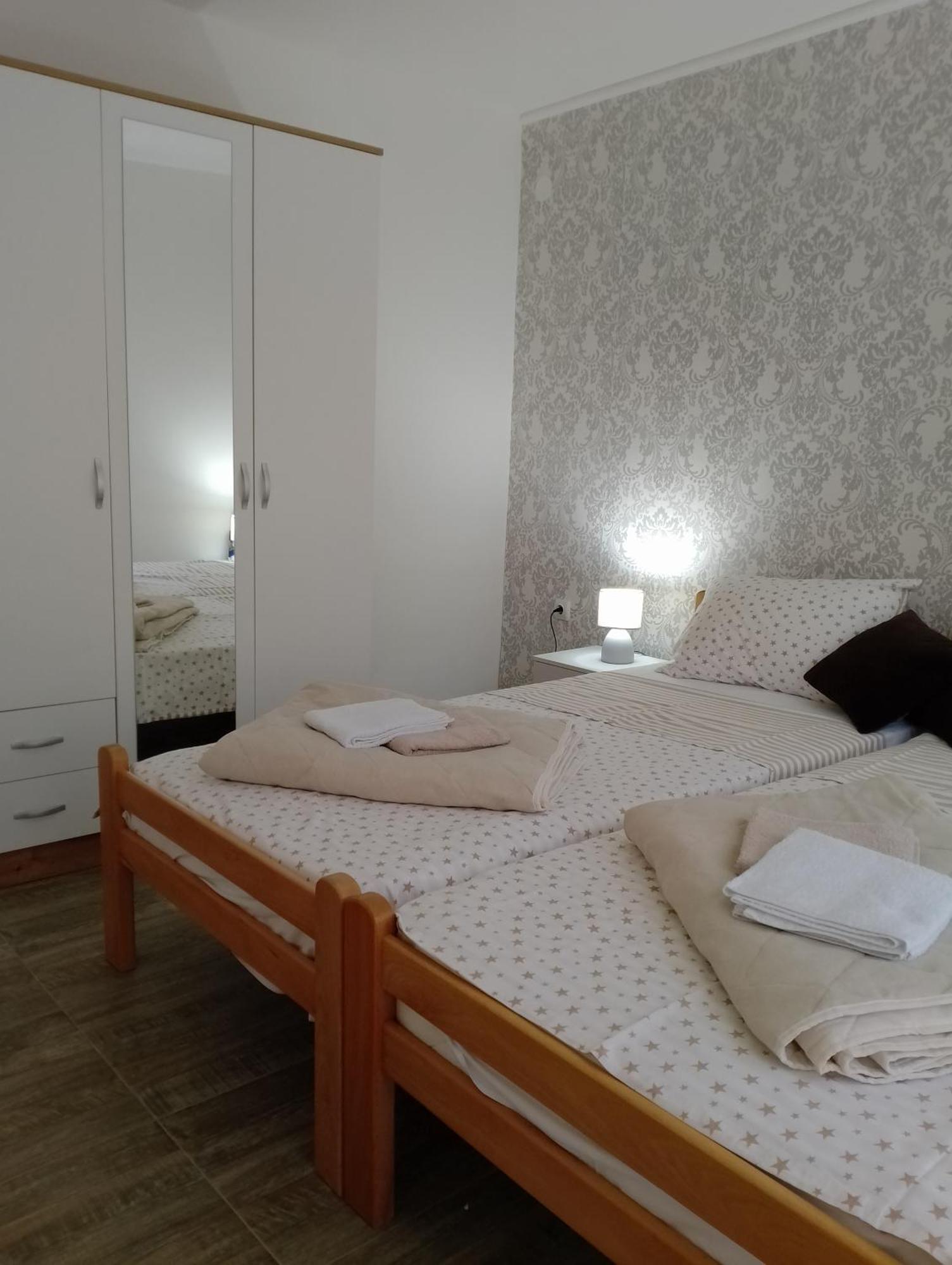 Vila Milica Apartment Kladovo Ngoại thất bức ảnh